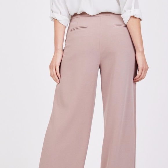 August Mid Rise Wide Leg Trouser - Picture 2 of 7